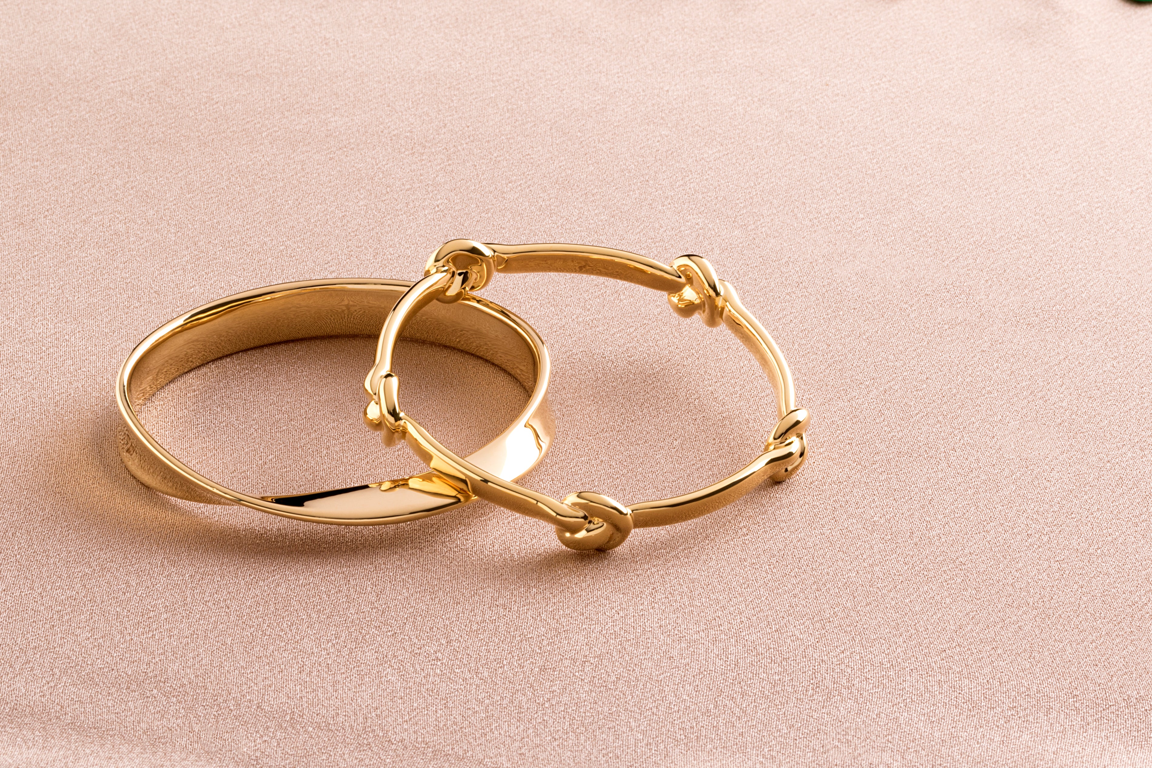 BANGLES